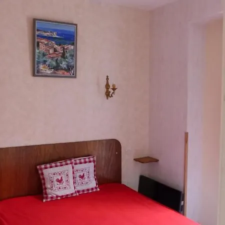 Apartment Pied A Terre *